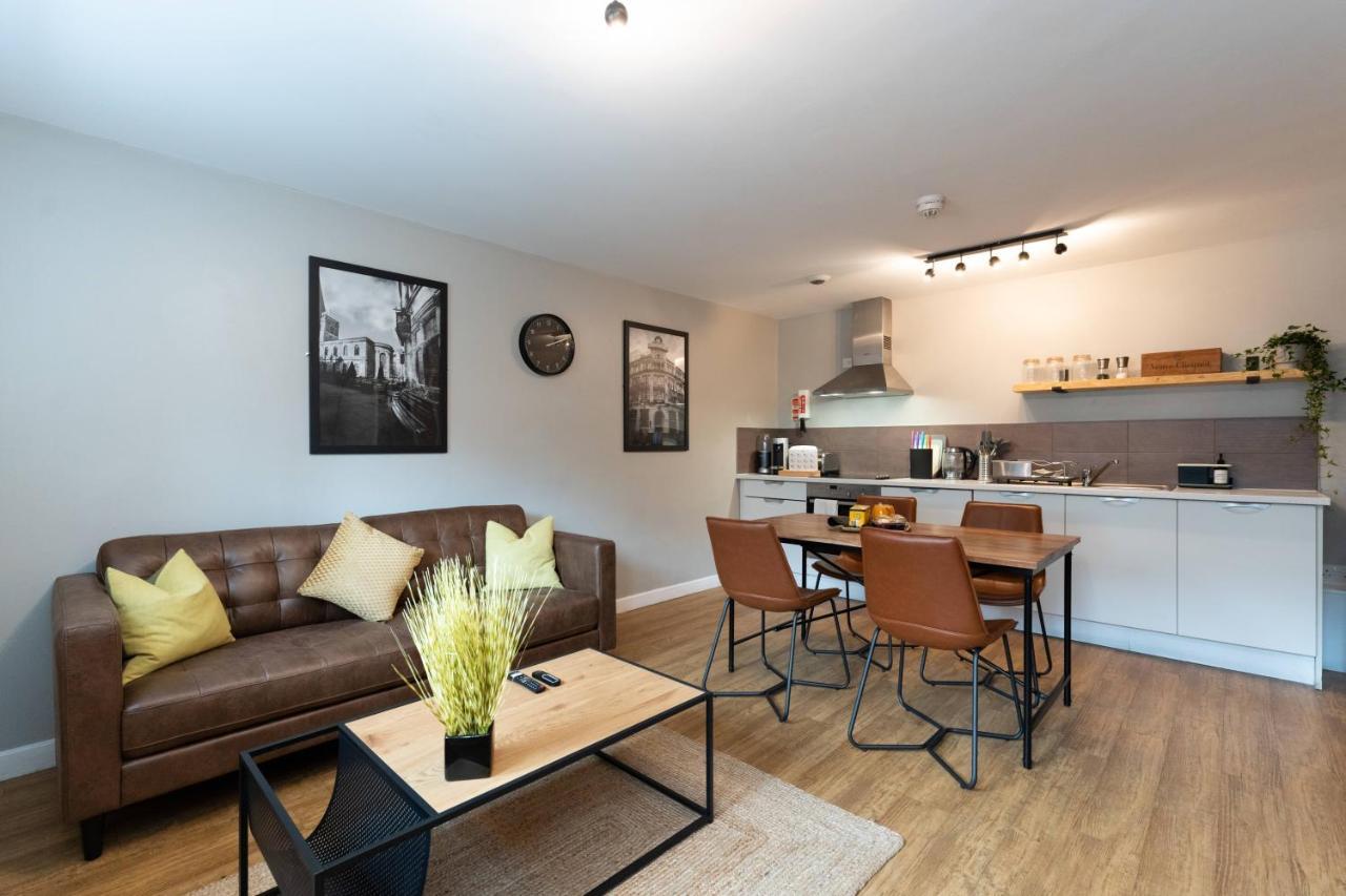Апарт отель High Street Town House Манчестер Экстерьер фото
