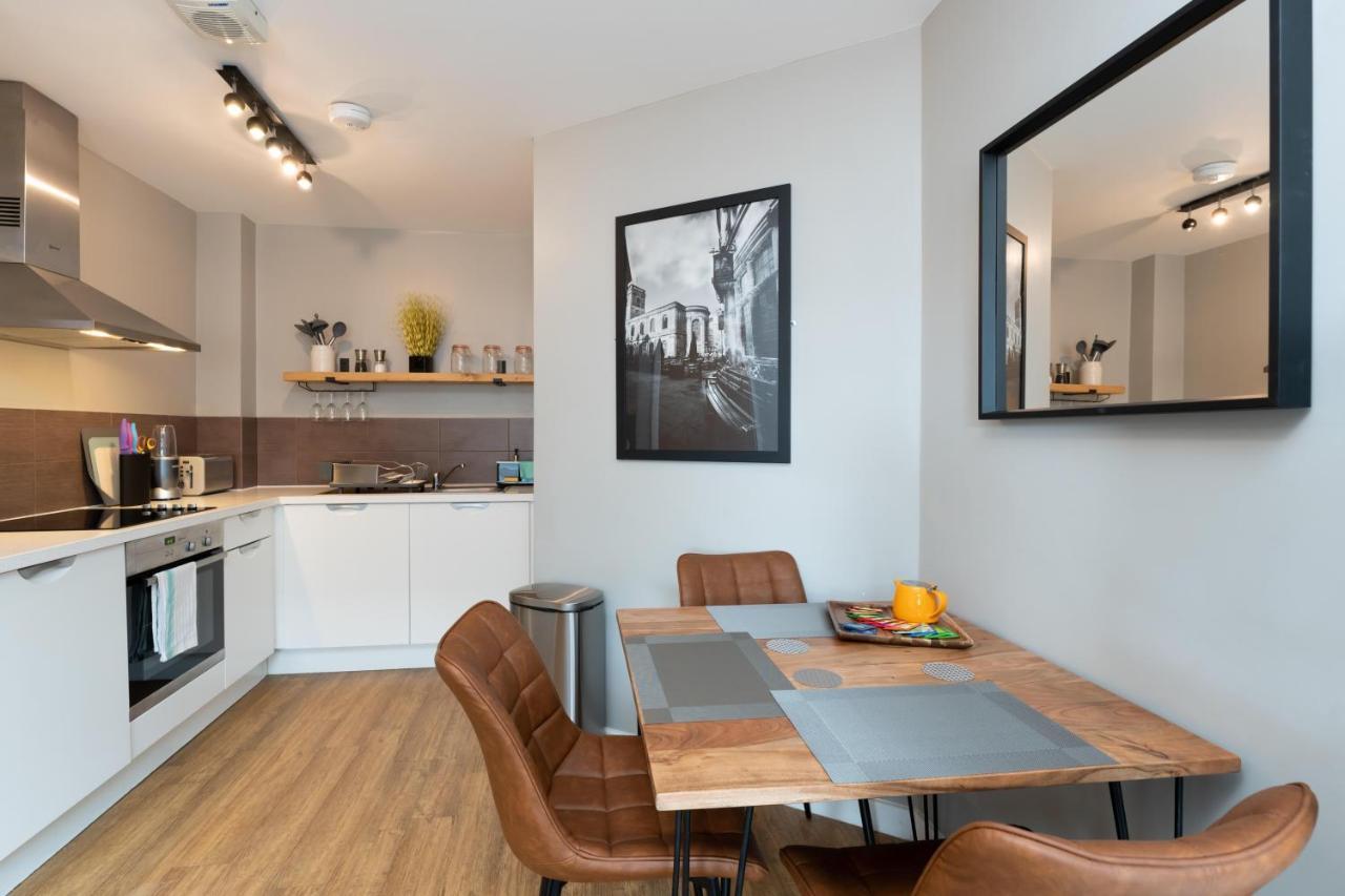 Апарт отель High Street Town House Манчестер Экстерьер фото